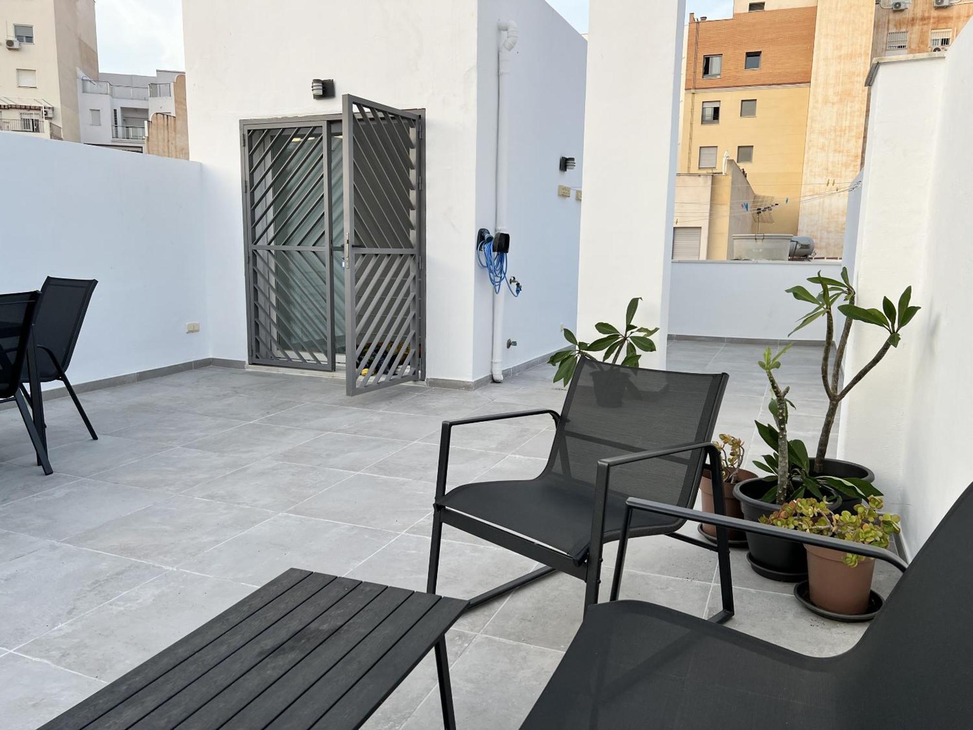 Varela 14 * Málaga